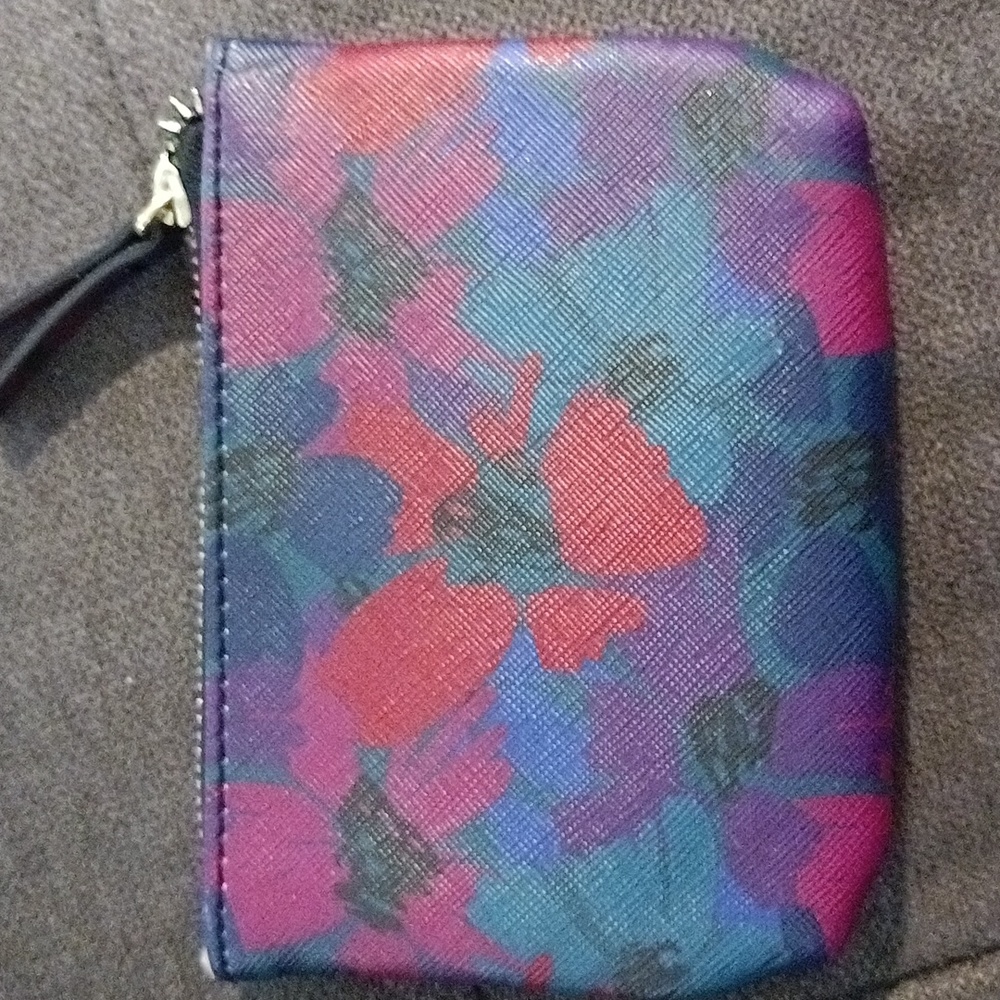 Nanette Lepore Floral 🌼 Coin purse 🌹 nwot - Picture 4 of 9